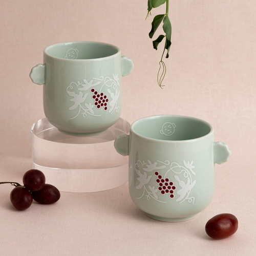 Grape and Child Petal Handle Cup Set (2 pcs)
